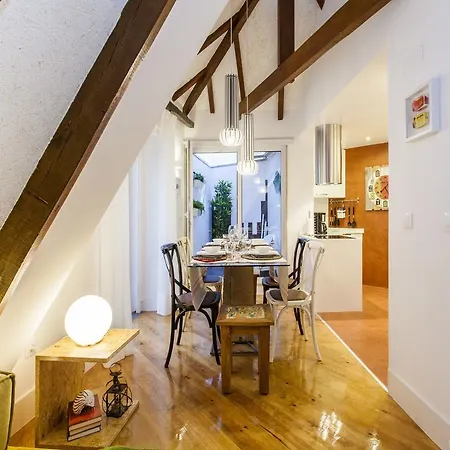 Carmo Chiado Deluxe * Лиссабон