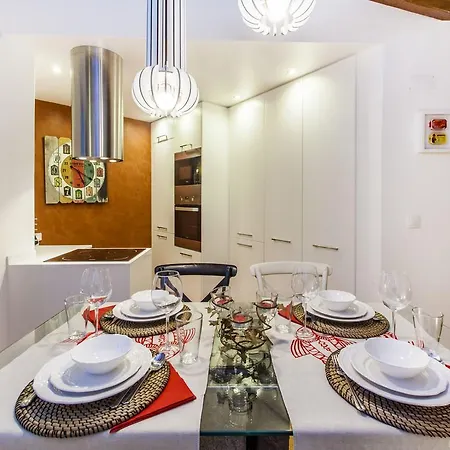 Carmo Chiado Deluxe Διαμέρισμα *