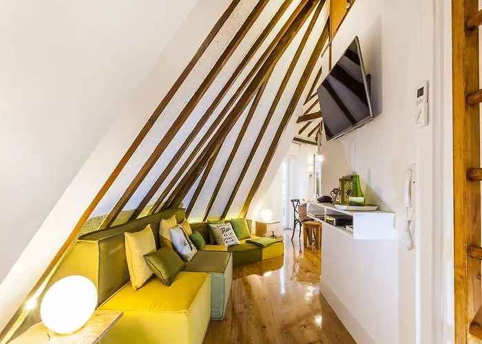 Carmo Chiado Deluxe Appartement